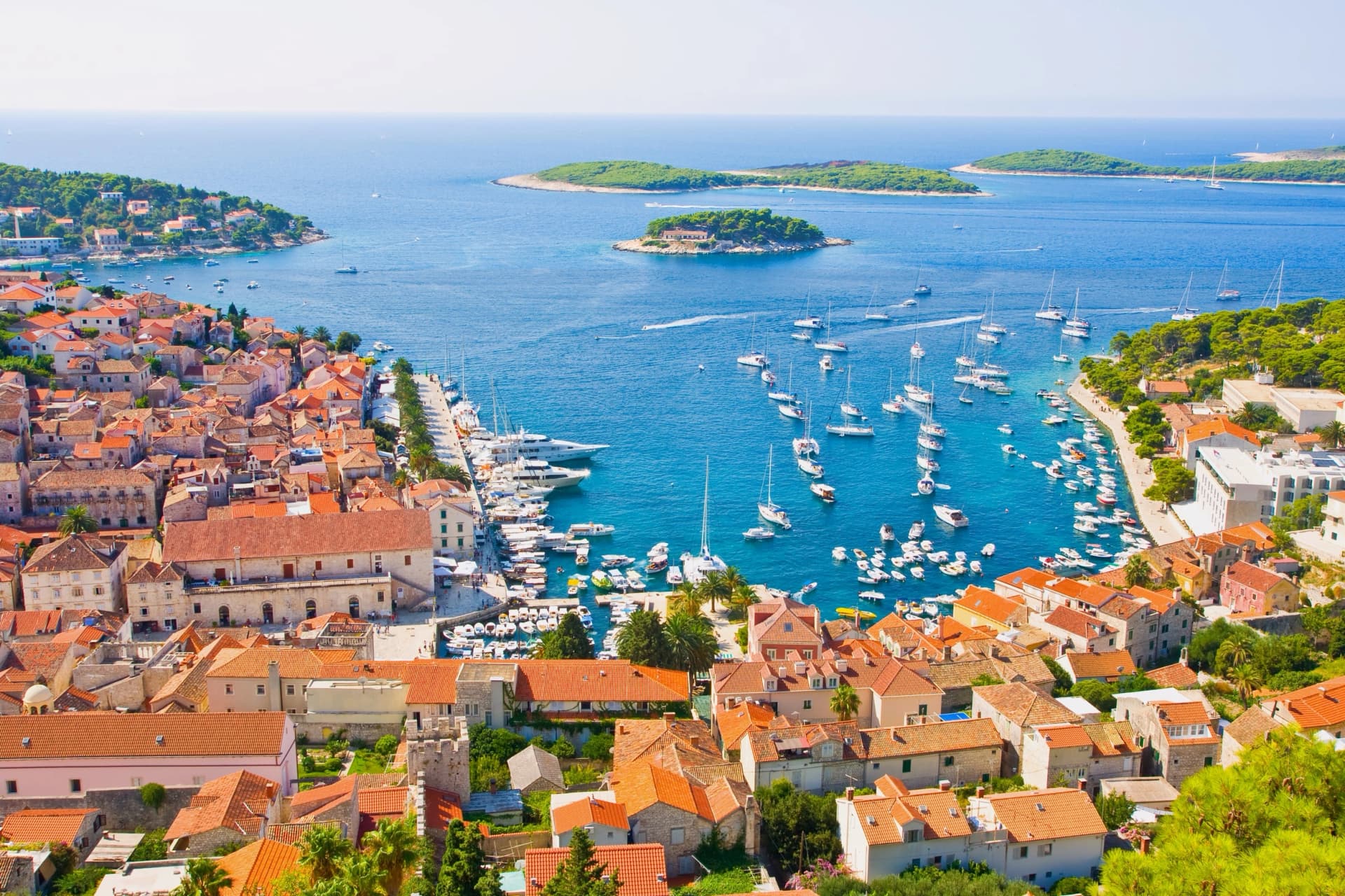 https://wp.boat4you.com/wp-content/uploads/2024/06/The-ultimate-guide-to-sailing-Middle-Dalmatia.webp